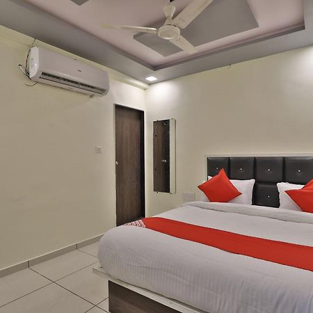 Hotel O Sunway Ahmedabad Eksteriør bilde